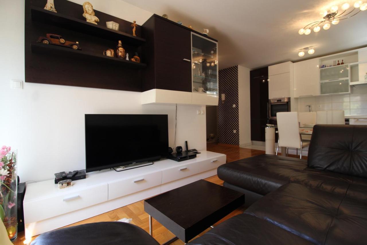 Macadamia apartment with garage parking Split Bagian luar foto